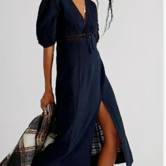 Free People Dresses & Skirts - Free People Slow Pace Black Midi Dress